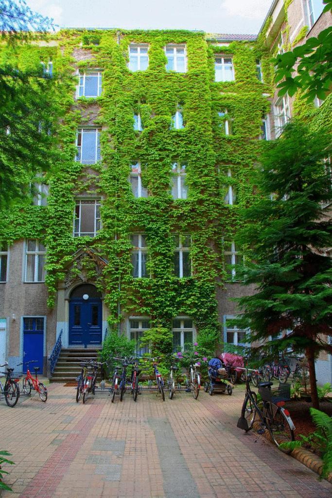 Gasthuis Hotel-pension Cortina 2*